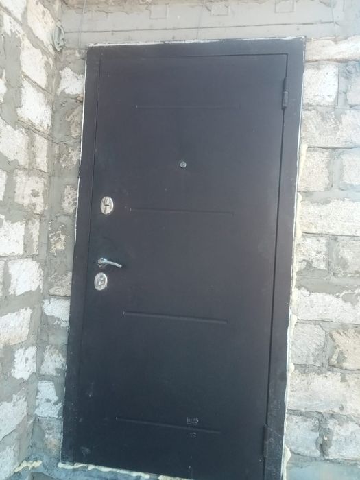 Продам дверь в отличном состоянии