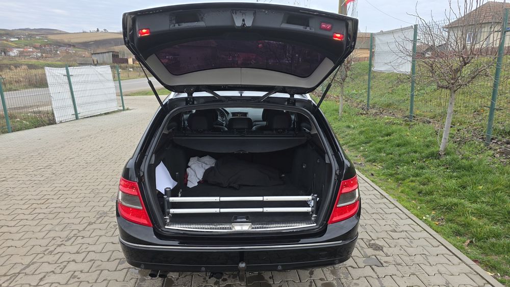 Mercedes C Class W204 2010 Automat