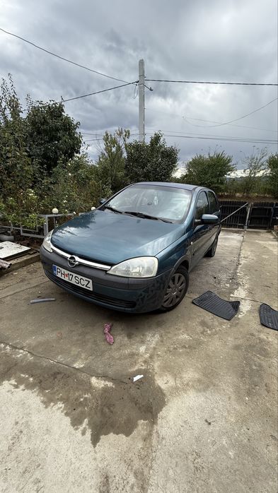 Opel corsa ruleaza excelent fara daune