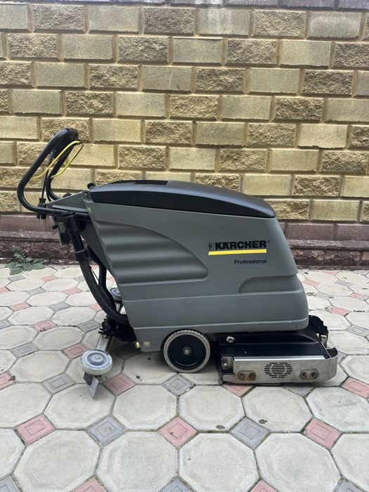 Поломоечная машина Karcher BR 530