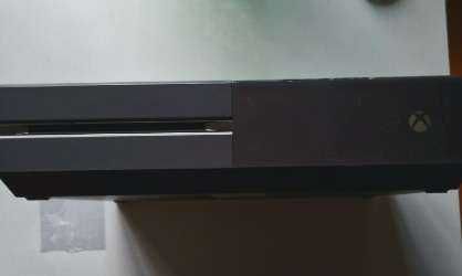 Consola Xbox One -Stare perfecta, Jocuri, Cabluri, Sursa incluse!!