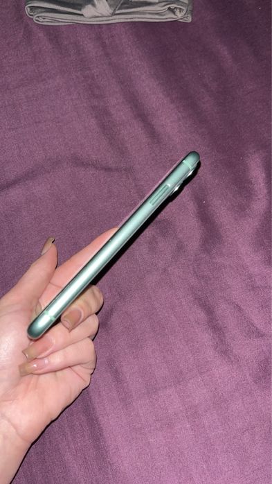 iPhone 11 green in stare impecabila