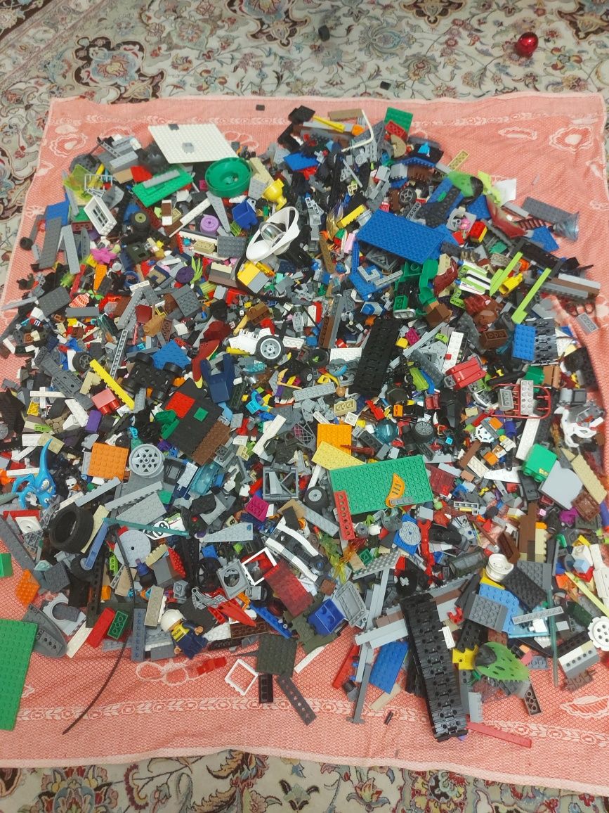 Lego на вес 5.5 кг