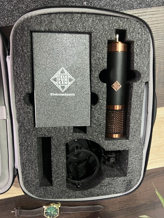 Microfon profesionist Telefunken T39