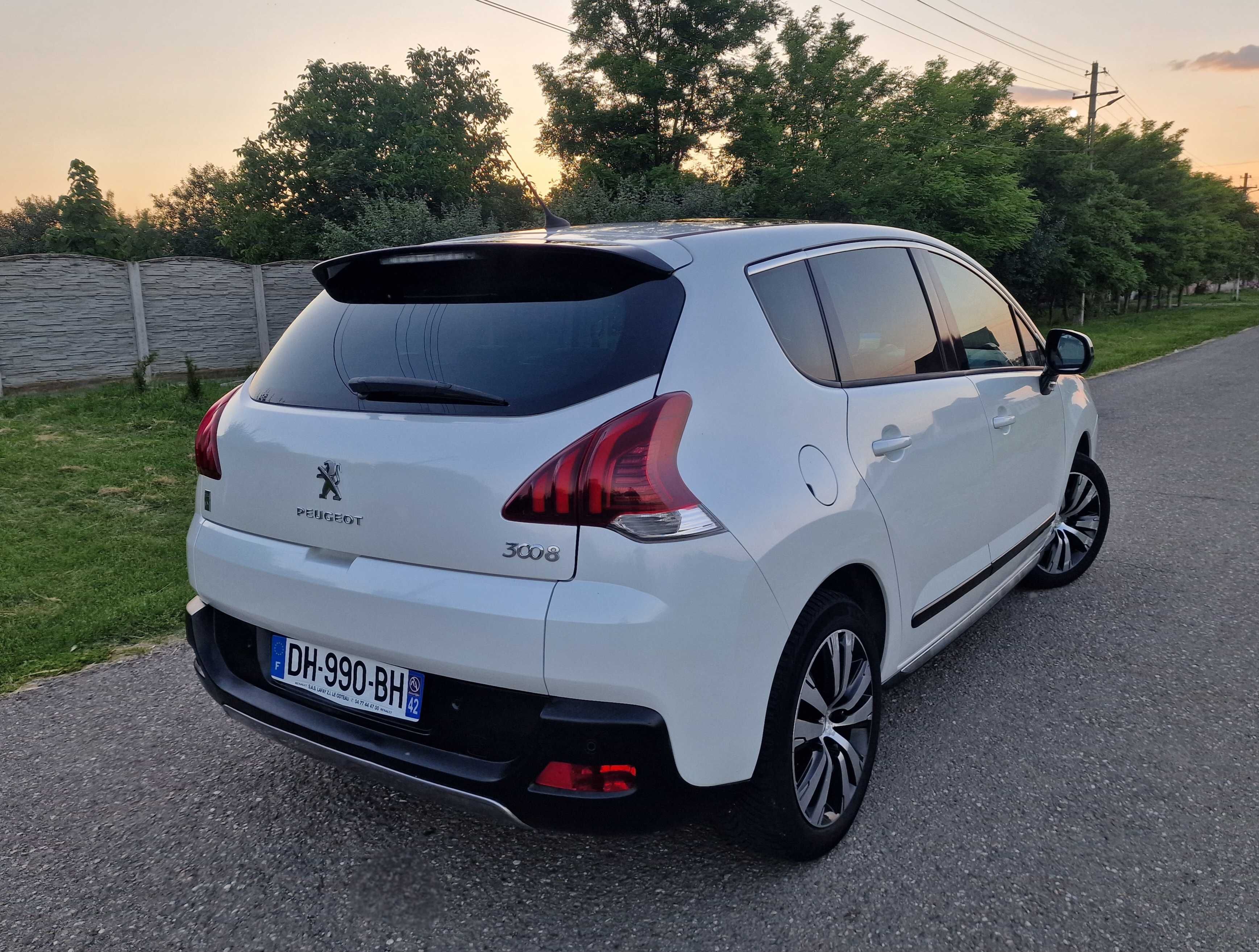Peugeot 3008 2.0L hdi 200 cp hybride4 4x4 facelift