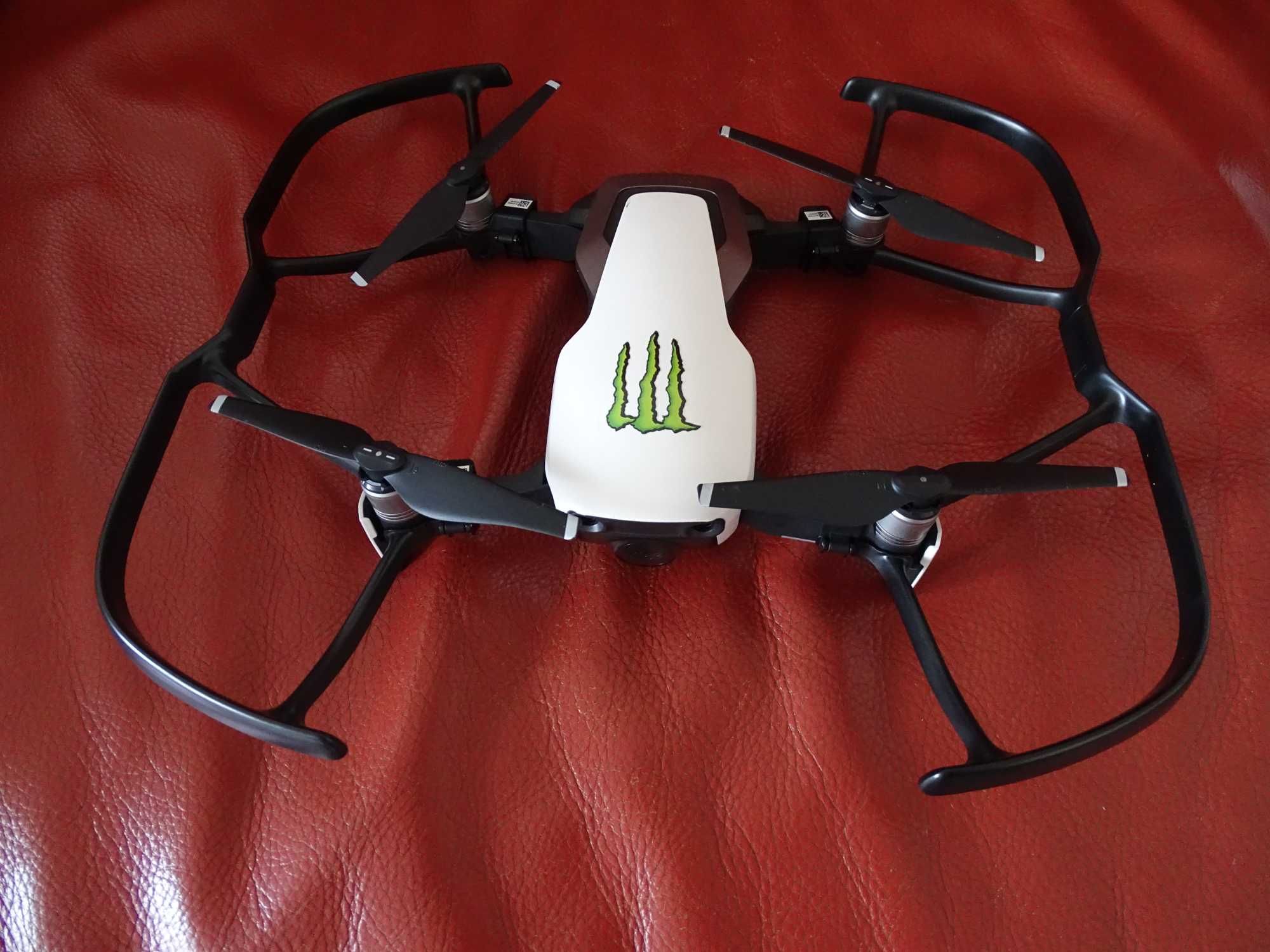 Дрон DJI Mavic Air отлично състояние