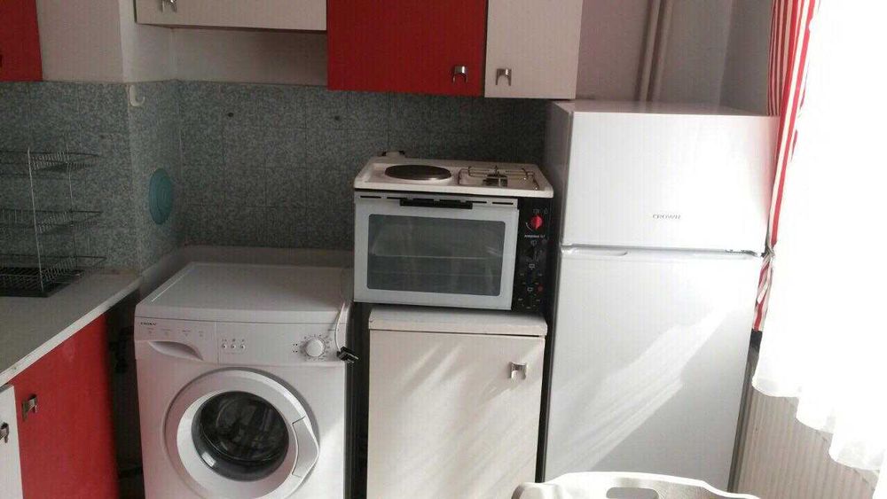 Дава се под наем Двустаен апартамент в Пловдив, Мараша - 62 кв.м за 306 € - Снимка #1