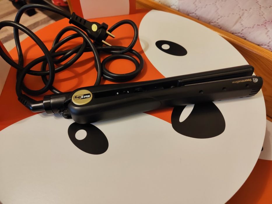 Преса за изправяне на коса