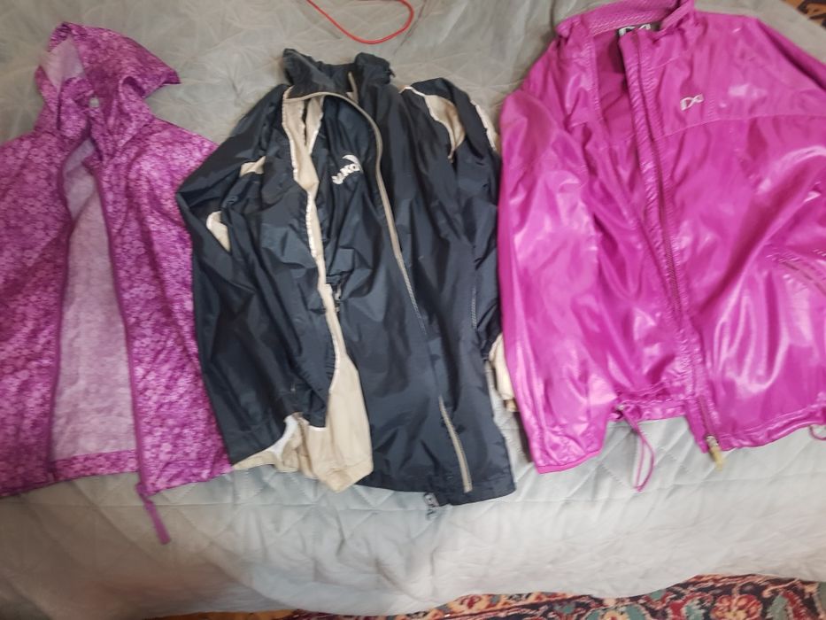 Дъждобран  и якета за дъжд - 15 лв