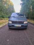 Vând Mercedes Vito
