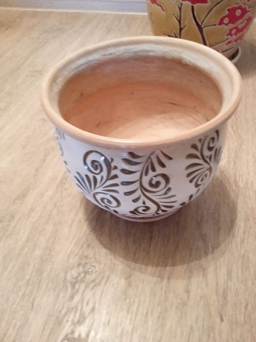 Продаю цветочные горшки