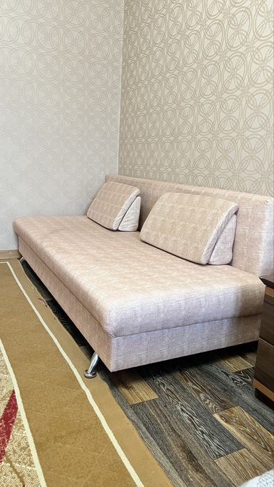 Продам б/у диван раскладной