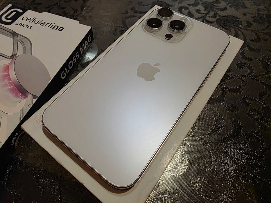 iPhone 16 Pro Max 256GB White