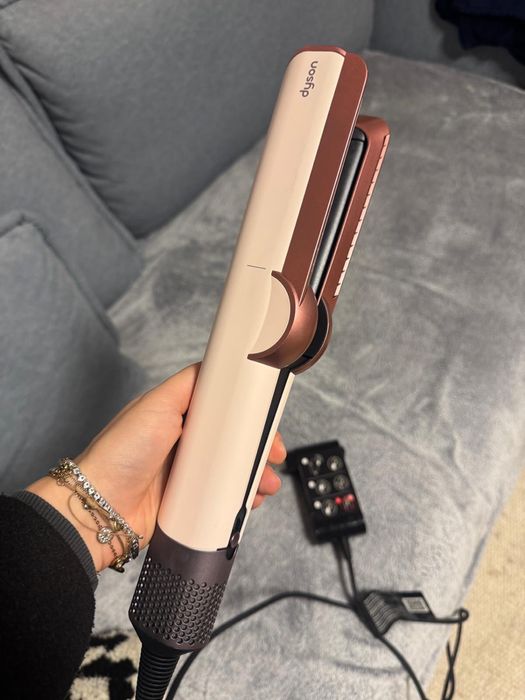 Dyson airstrait Ca si nou