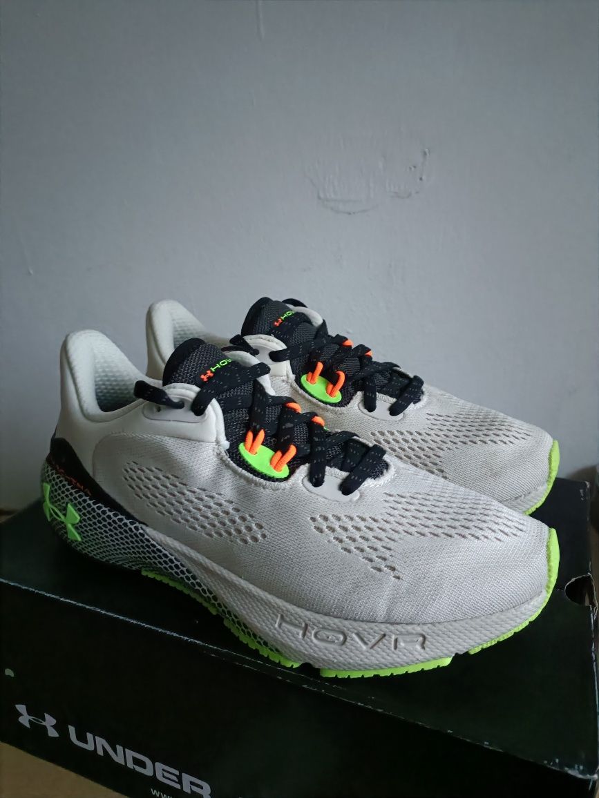 Under Armour UA Hovr Machina 3 номер 40 код 52A