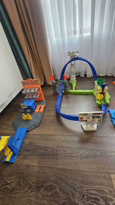 Различнк детски играчки