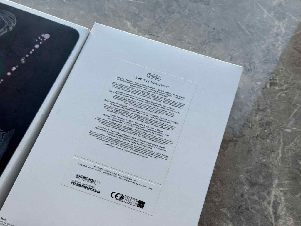 iPad Pro 11" 1st Gen 256GB WiFi