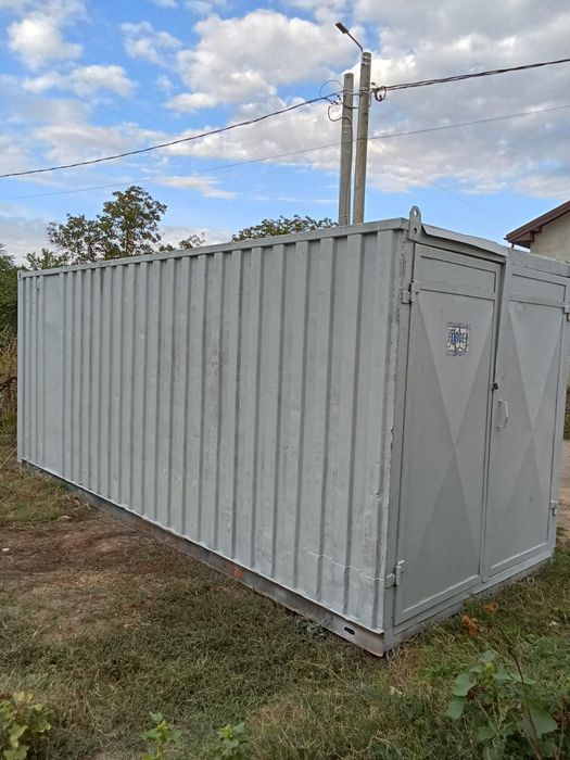 Vând Container 3x7