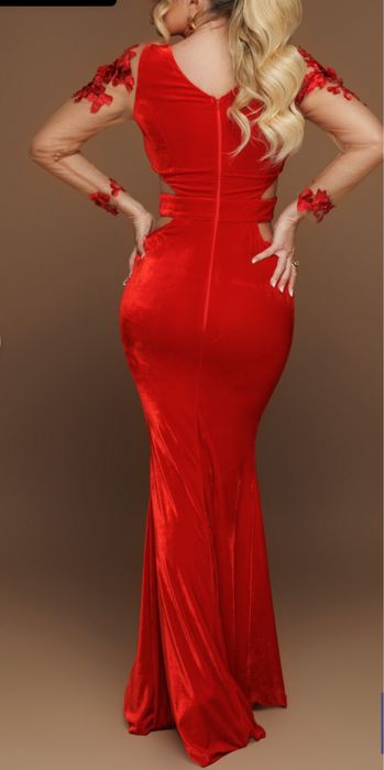 Vand rochie de ocazie