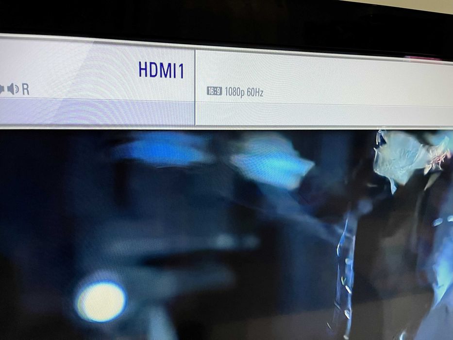 LG Телевизор HD 32"