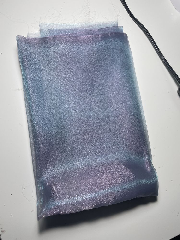 Materiale croitorie satin/organza verde smarald, rosu, portocaliu, mov