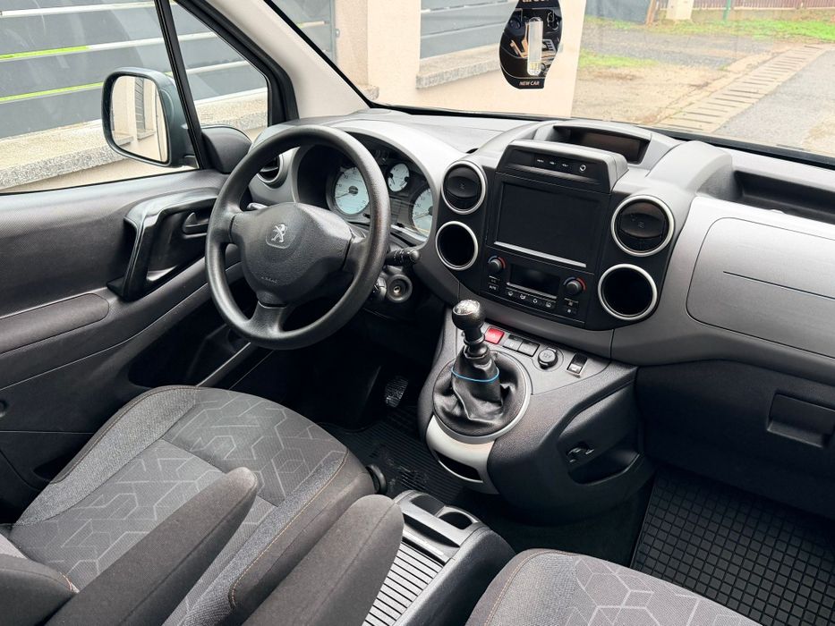 Vând Peugeot Partner Motor 1.6 HDi an 2018 înmatriculat