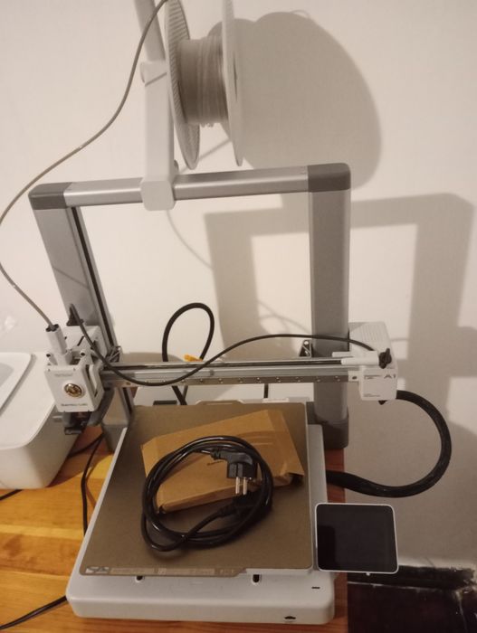 Bambu Lab A1 original 1 culoare + accesorii + filament