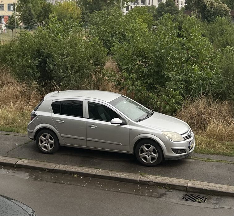 Opel Astra, 1.6 бензин, 2006 г