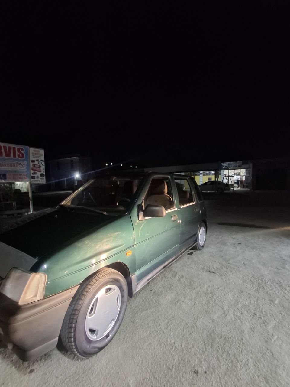 1998 tiko sotiladi