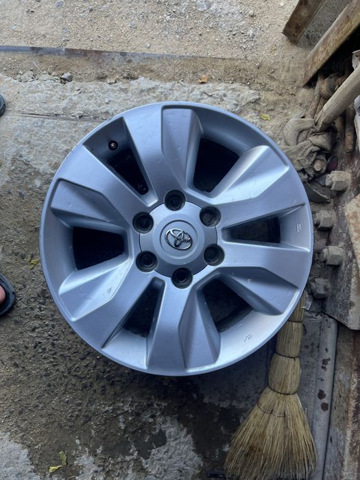 Диски Hilux 6x139.7