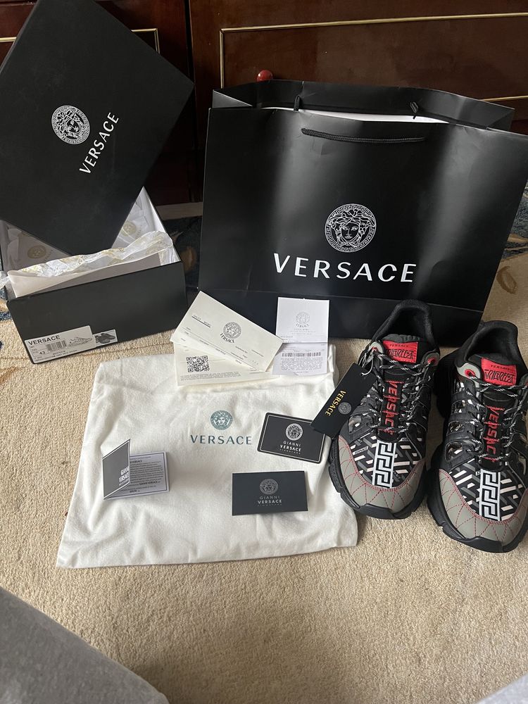 Versace trigreca 43