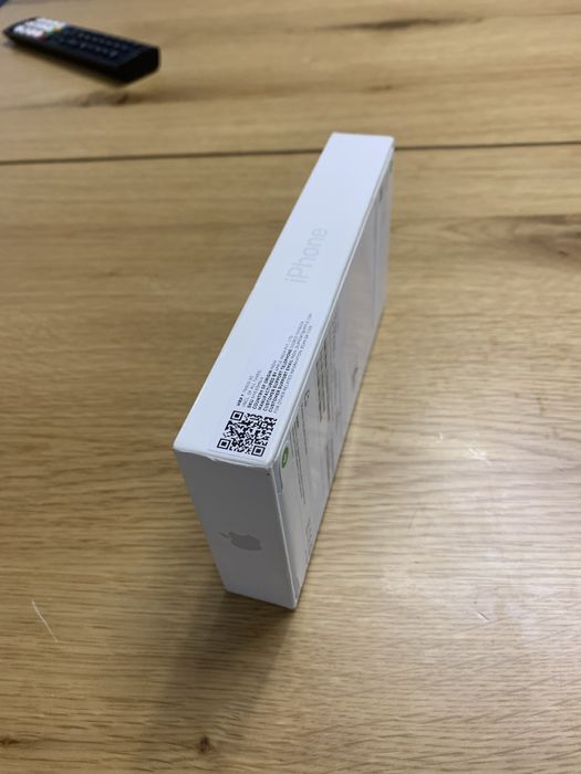 Iphone 16 white 128GB NOU liber de retea la cutie sigilat