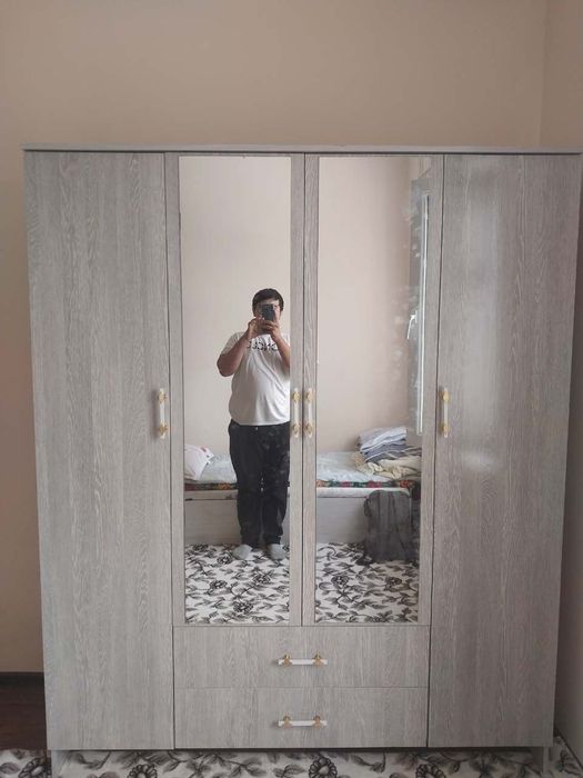 Shkaf shkof kiyim shkop