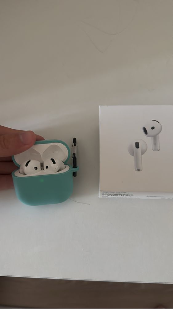 Airpods 4 Noise с шумоподавлением