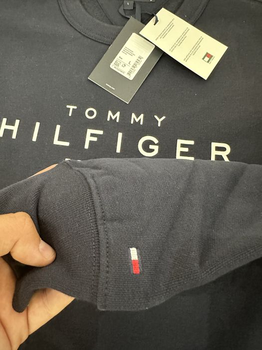 Hanorac Tommy Hilfiger ( Originale , firma , nike , noi )