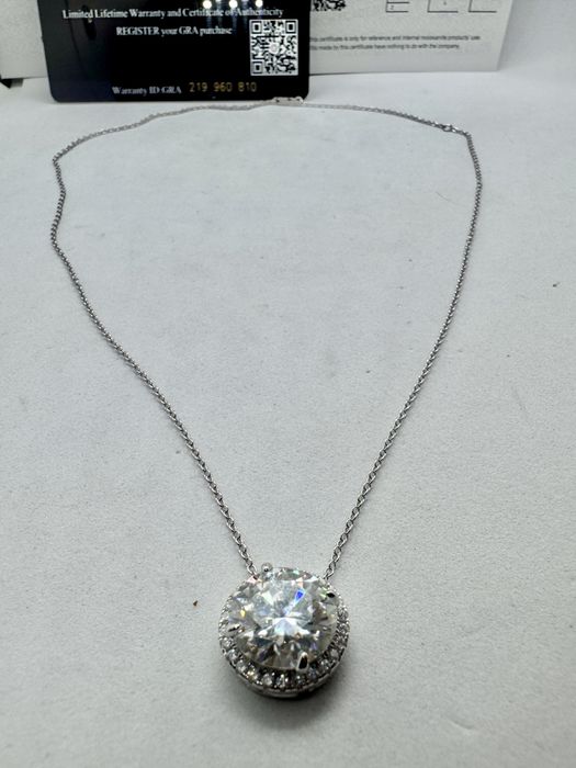 Сребърно колие с мойсанит (Диамант) 5 карата