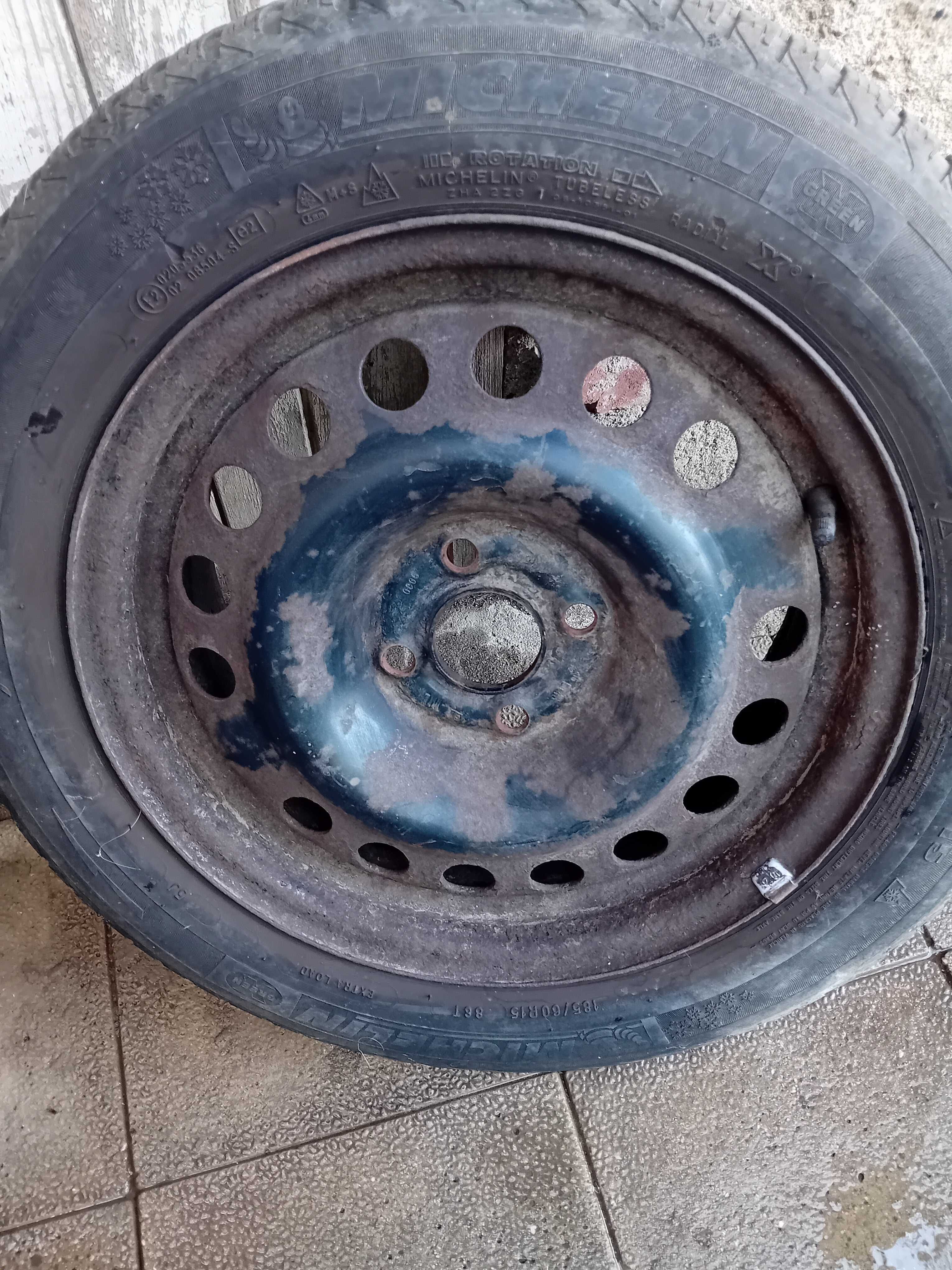 Гуми MICHELIN ALPIN 185/60/15 зимни