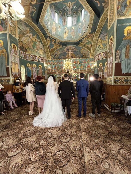 Vând rochie de mireasă
