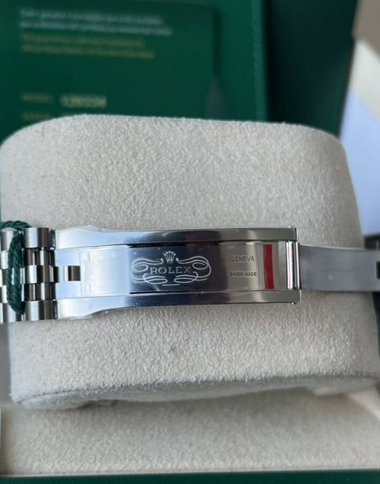 Rolex Datejust 41 MM 126334 Blue Dial Jubilee