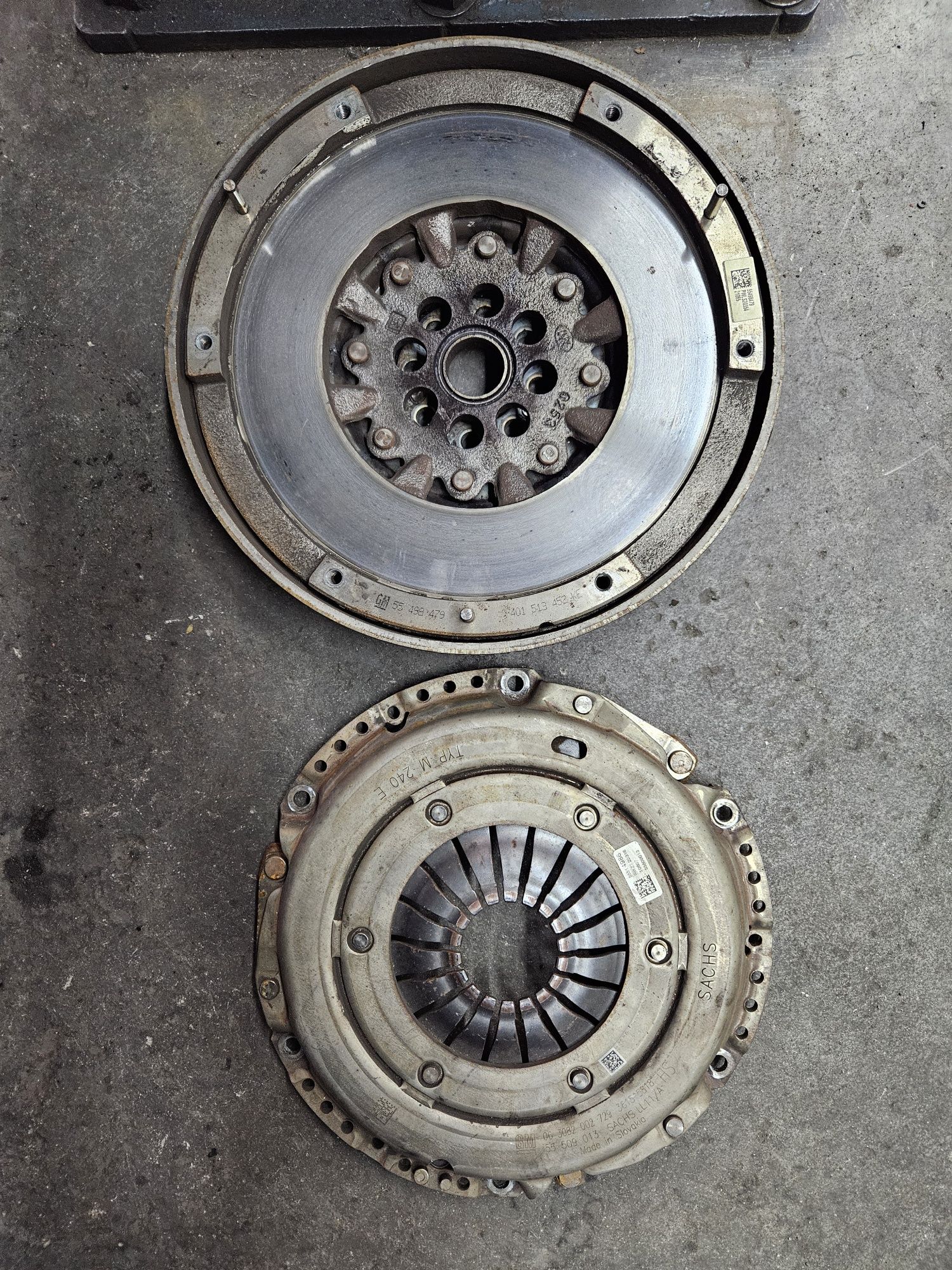 Dezmembrez motor Opel Astra K 1.5 CDTI