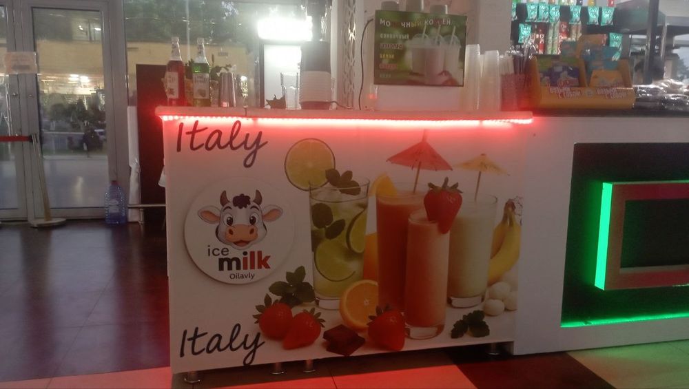 Mebelni bar sotiladi