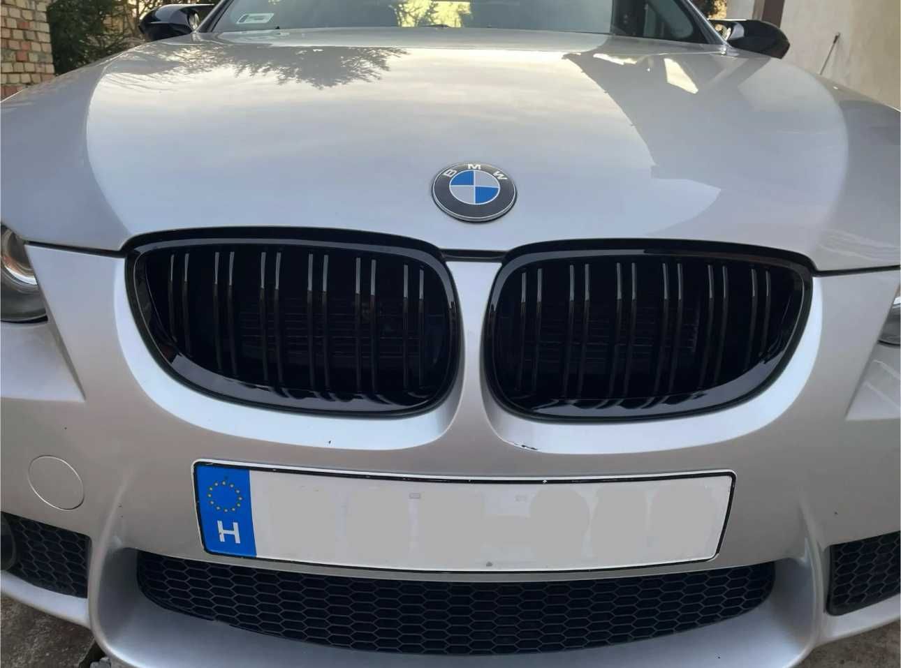 Бъбреци / решетка за BMW E92 / E93 2006 - 2010 Двойни Черен Гланц, бмв