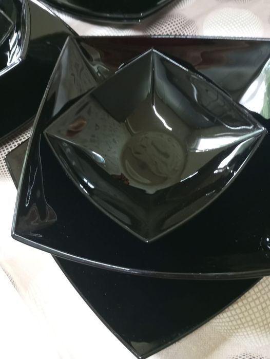 Set farfurii elegante