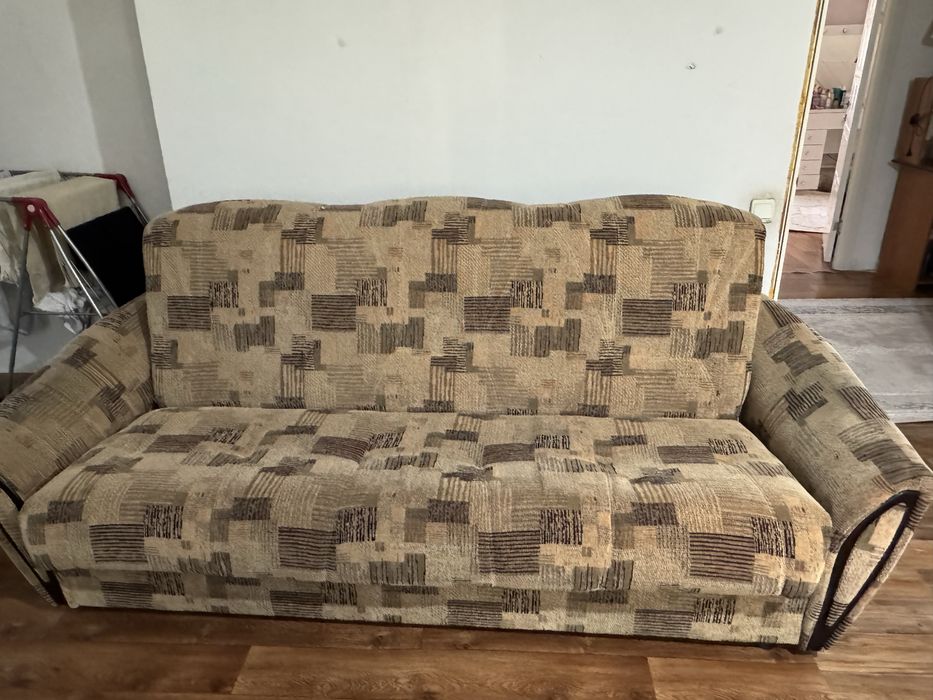 Продаю Диван с креслом