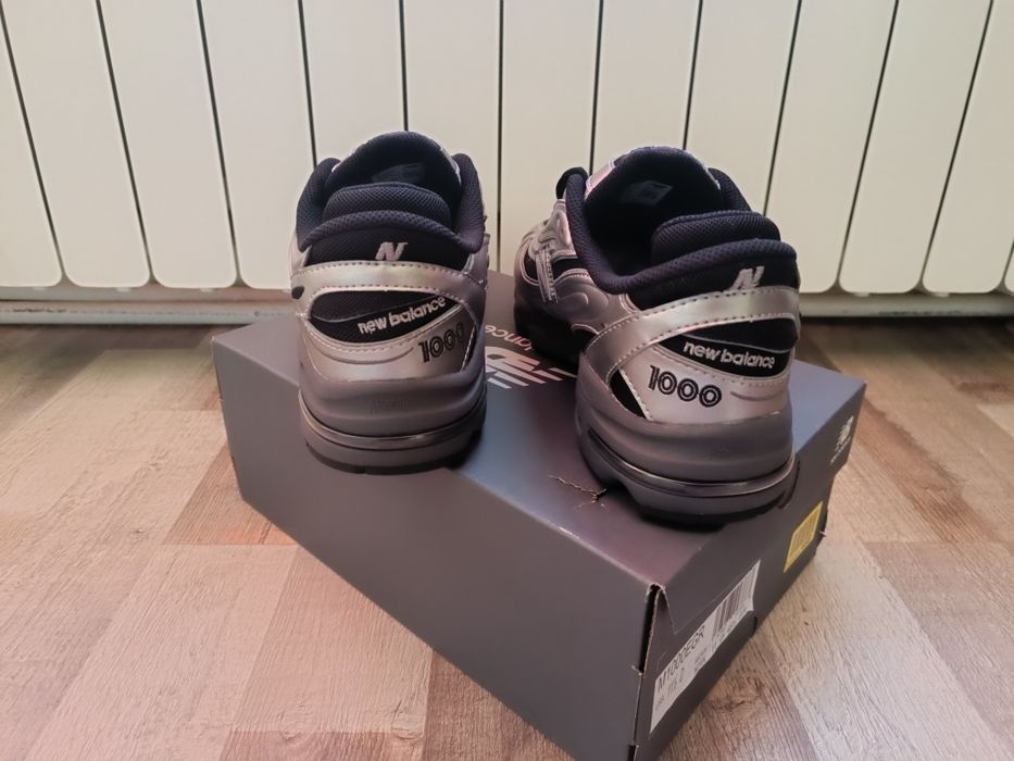 New Balance 1000 Silver