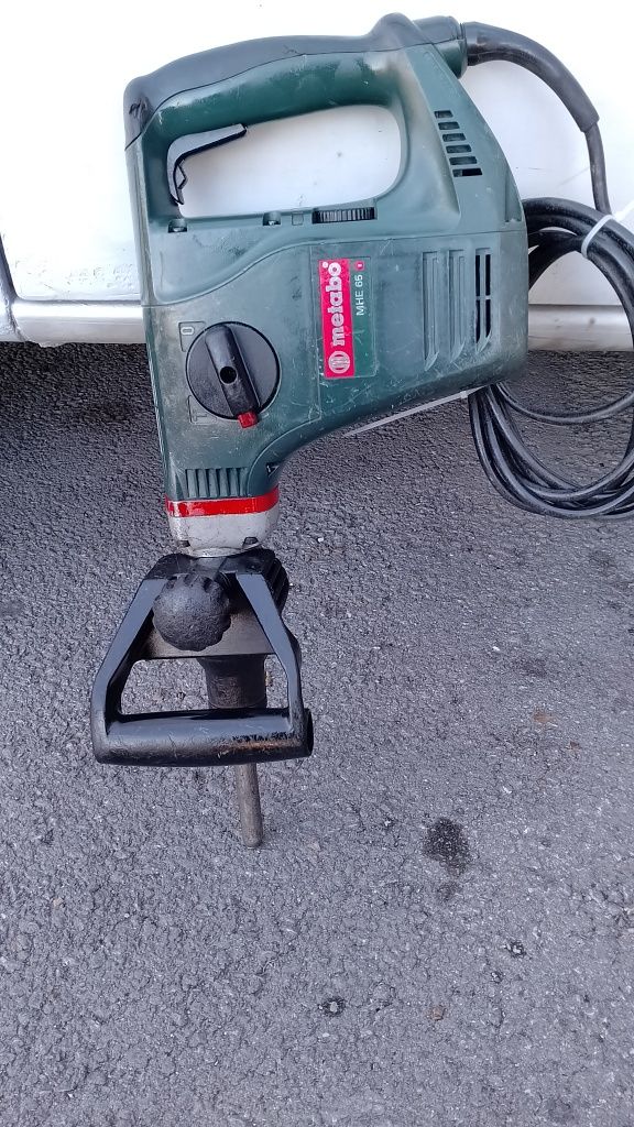 Къртач Metabo MHE 65