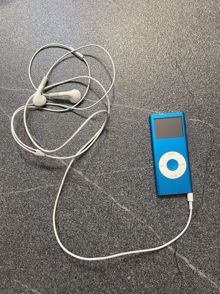 Music Player Apple IPod, 4 GB, albastru