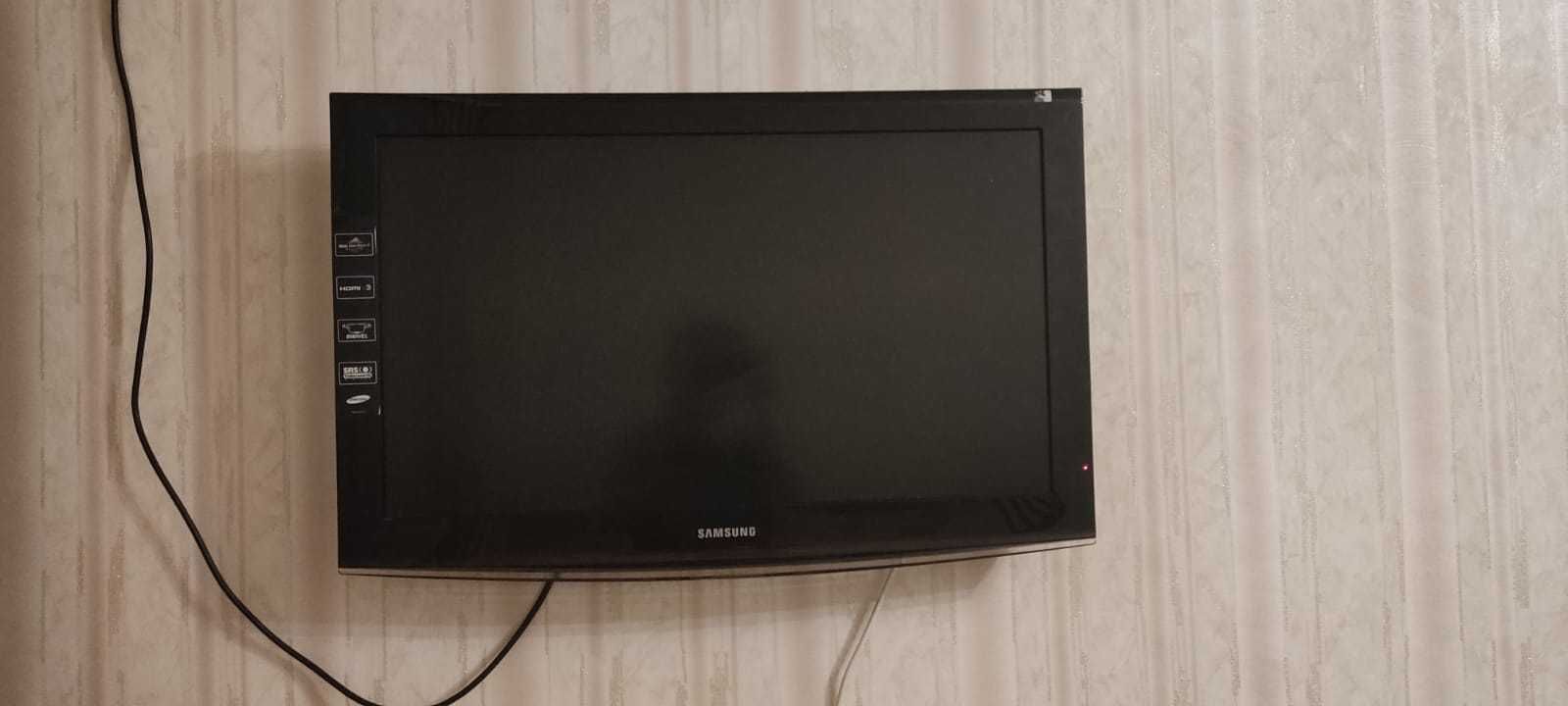 Телевизор Самсунг диагональ  32 дюймов