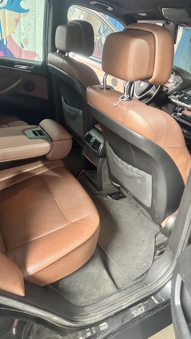 BMW X5 - 4.0 d - E70 - 2012