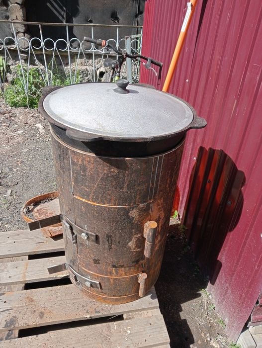 Продам печь с казаном толщина металла 9 мм колосник 20 мм новый